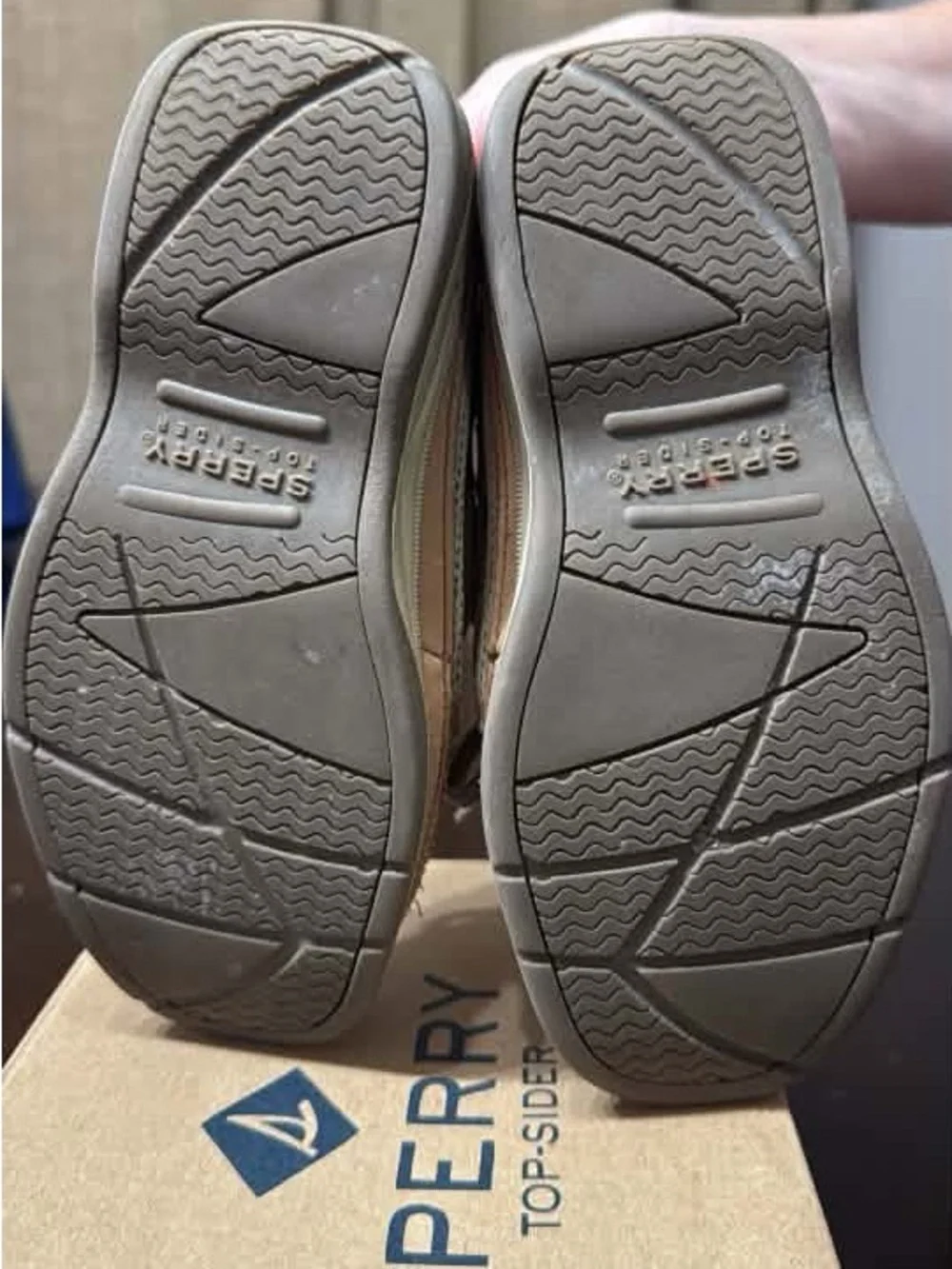 Sperry Kids Tan Leather Boat Shoes with Gray Laces VGUC